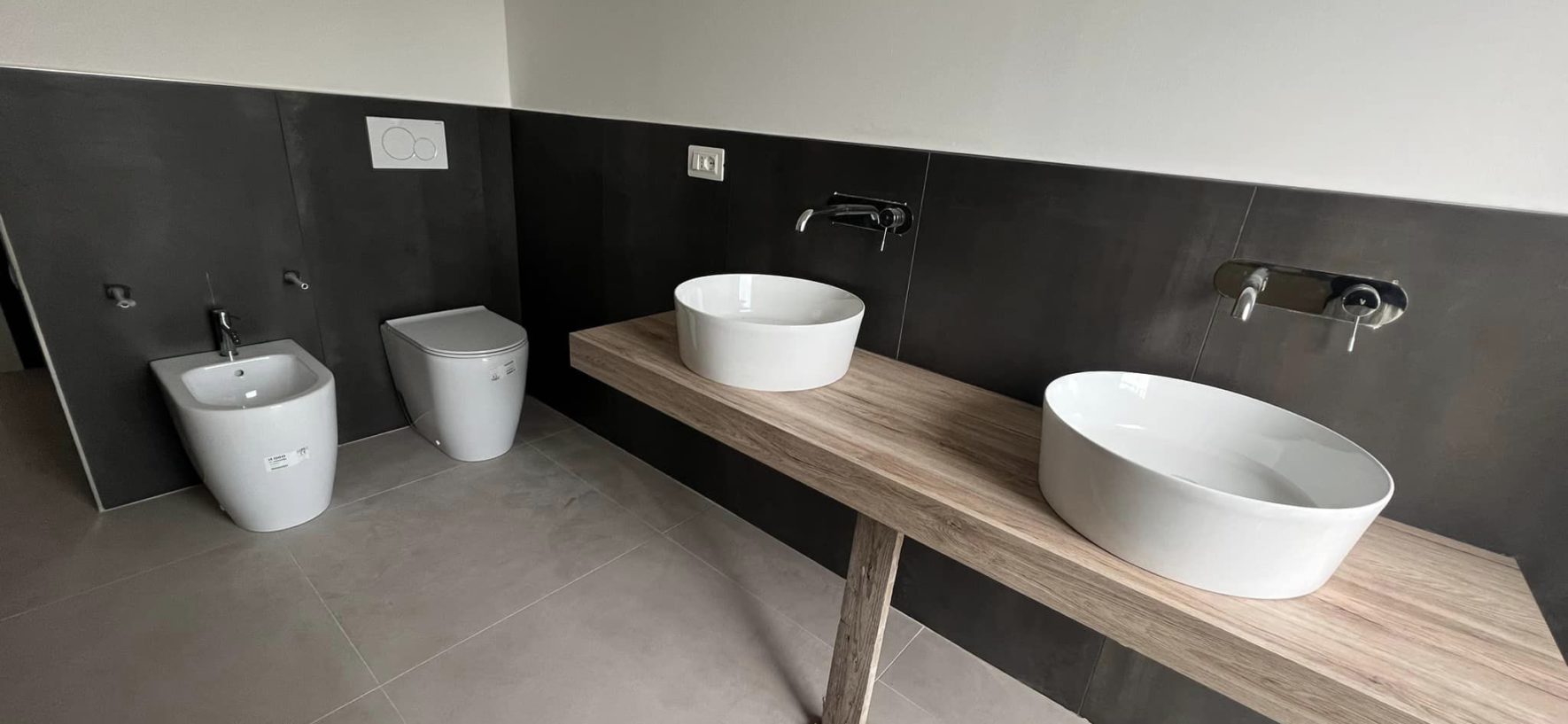 Realizzazione Arredi Bagno e Pavimenti