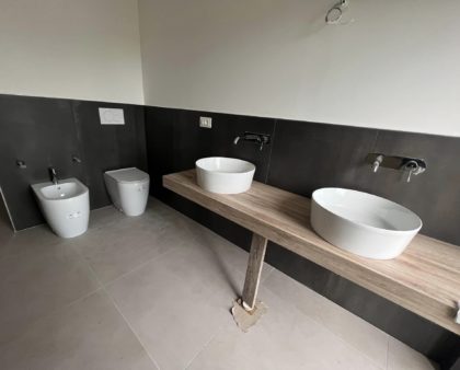 Realizzazione Arredi Bagno e Pavimenti